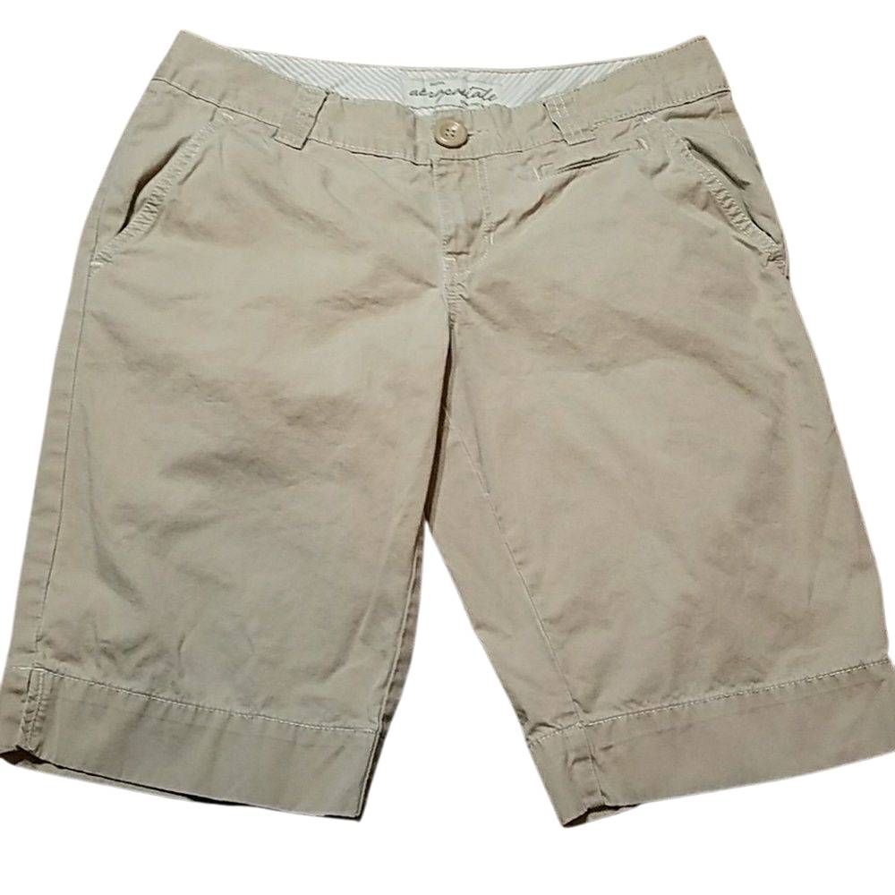 Aeropostal khaki shorts 5/6